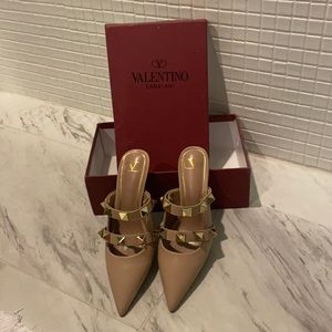 Valentino Roman Stud backless heel - Nude size 38 (runs small)